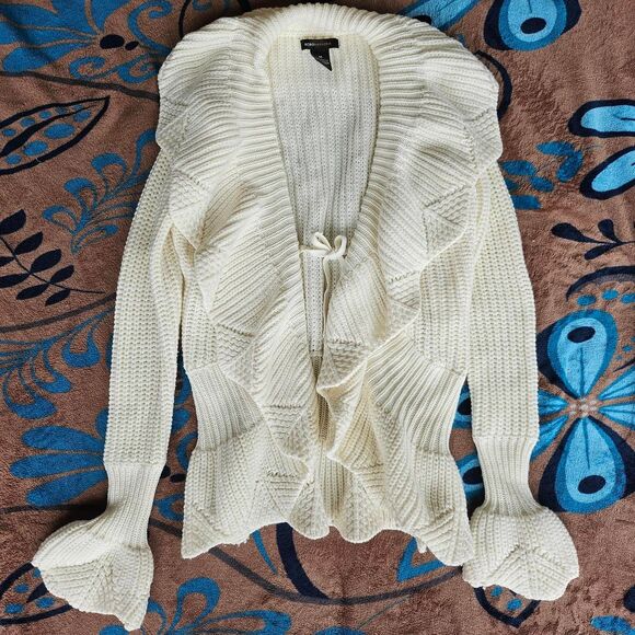BCBGMaxAzria cream white coquette cardigan medium - Picture 3 of 4